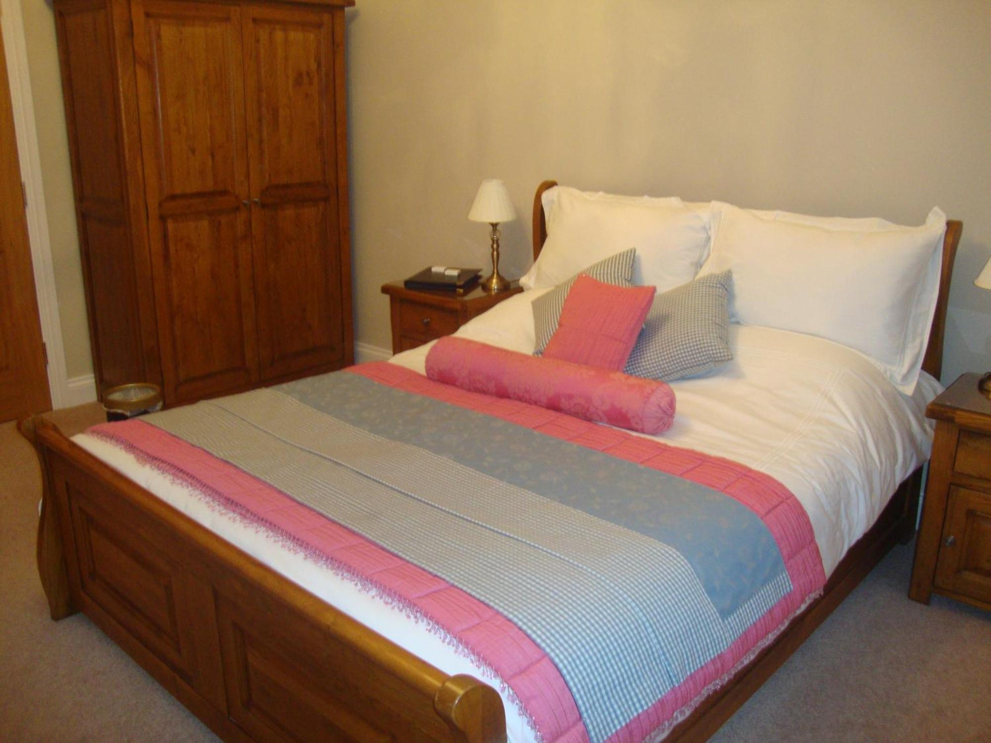 Bed and Breakfast The Paddock Haverfordwest Exterior foto